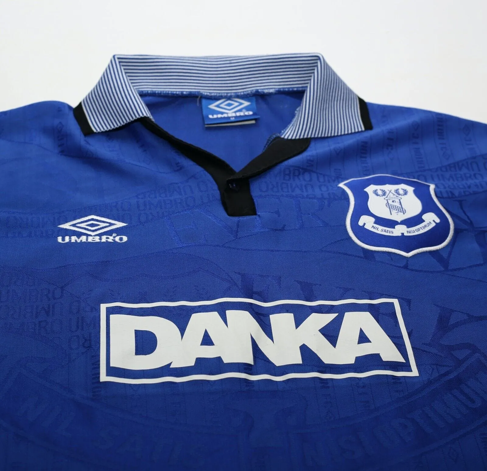 1995/97 KANCHELSKIS #17 Everton Vintage Umbro Home Football Shirt (M)