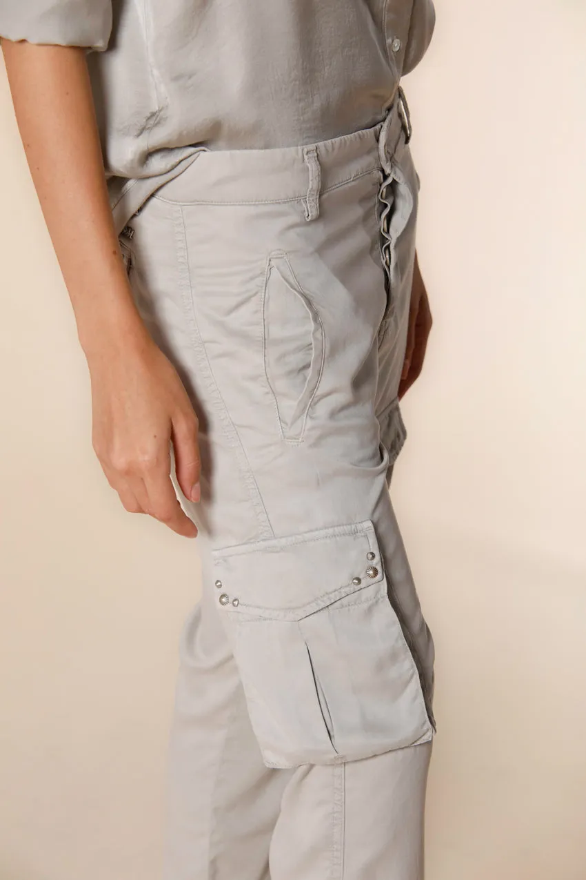 Asia Snake pantalone cargo donna in tencel con borchie relaxed