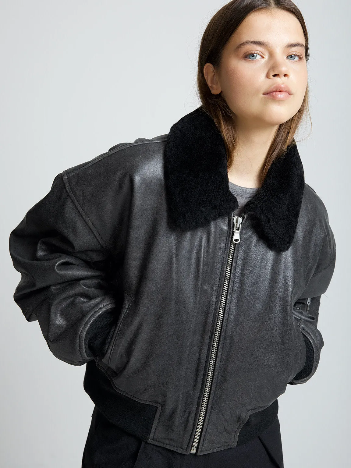 BONNIE CROPPED BOMBER - SHEARLING