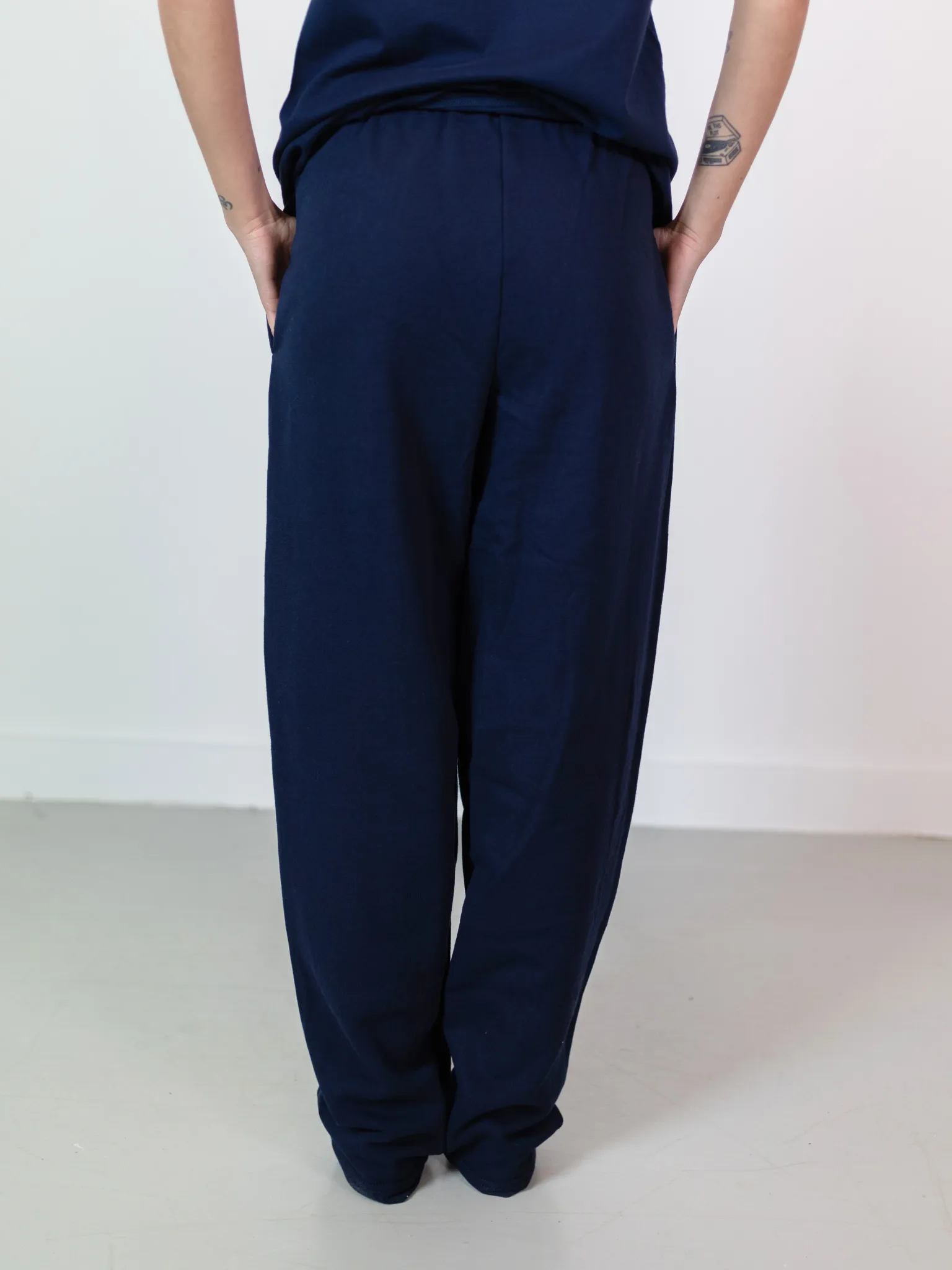 FRUIT SWEATPANTS U/ ELA - NAVY