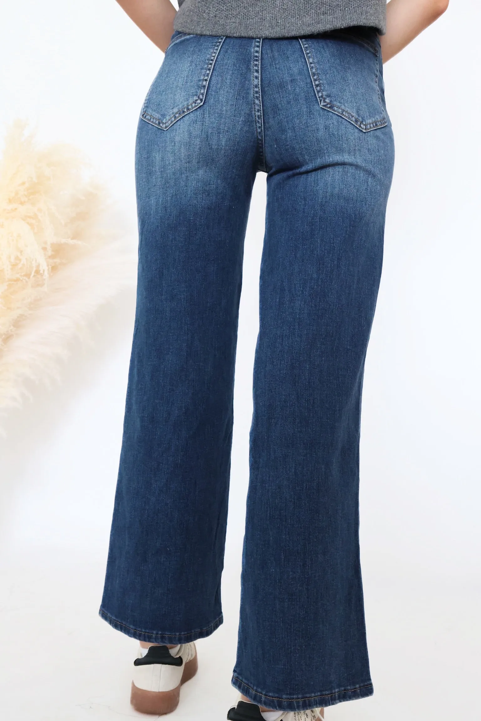 Jamie Wide Leg Jeans