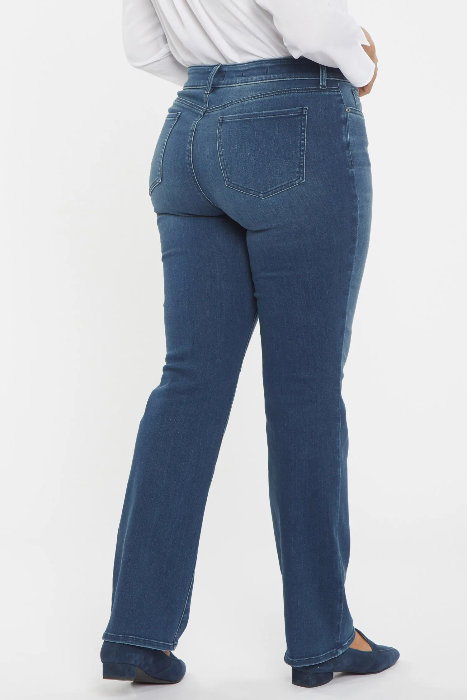 Marilyn Straight Jeans In Plus Size - Saybrook