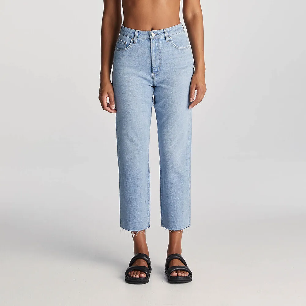 Petite | Hi Straight Jean | Blue Star